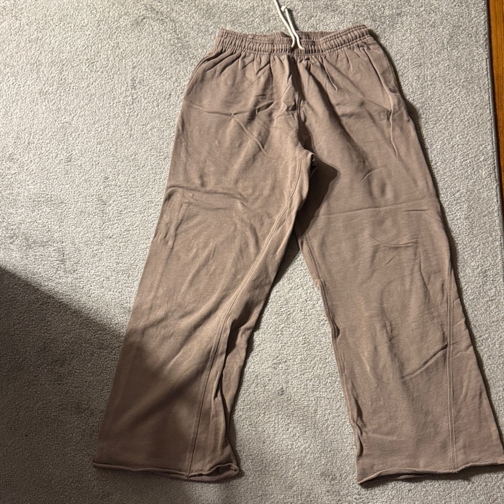 Women’s Cozy Elastic-Waist Taupe Lounge Pants